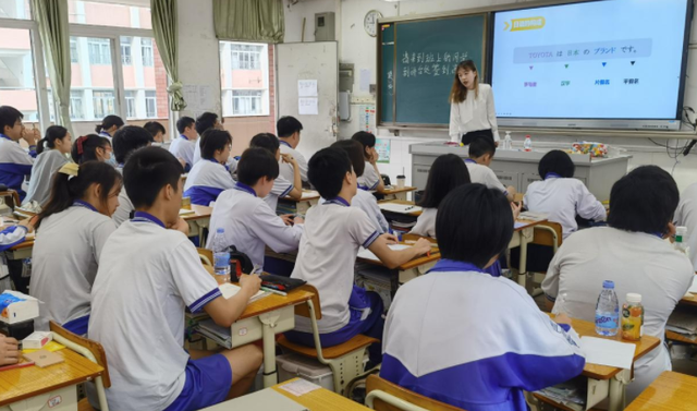 高考日语班报名火热,越来越多考生扔掉英语,缘由可以很实际-婉辞...